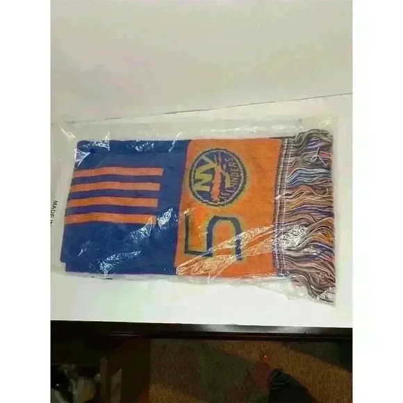New York Islanders NHL 50th Anniversary UBS Arena Scarf Unisex Adult - Picture 2 of 3